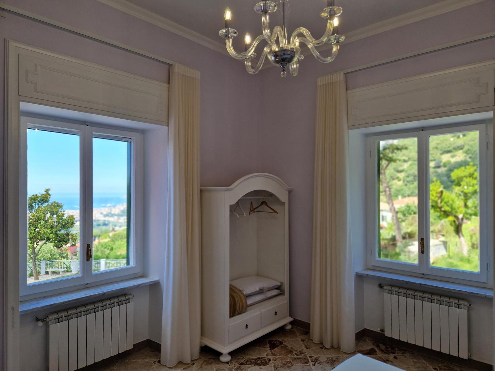 Villa Esmeralda ซาแลร์โน ภายนอก รูปภาพ